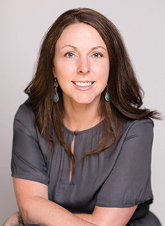 Jennifer Lempp, Consulting Author